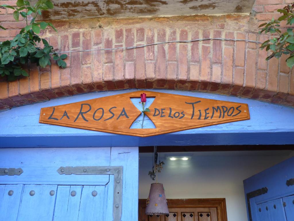 Hotel Rural La Rosa de los Tiempos photo
