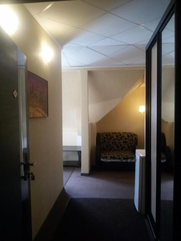 Basic - Kolmen hengen huone