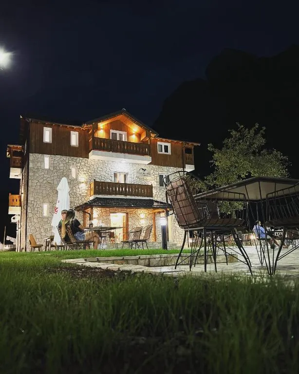 Oda N'Bjeshke, hotel in Valbonë
