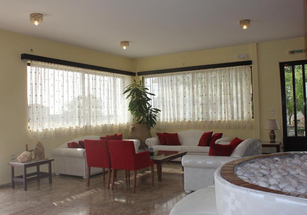 Vallian Village Hotel — Pokoje in Kremasti, Wyspy Egejskie Południowe