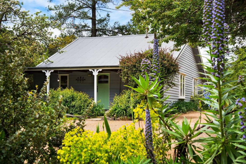 Illoura, Hepburn Springs