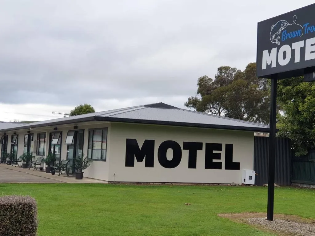Brown Trout Motel，位于Pahiatua的酒店