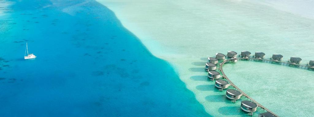 The Ritz-Carlton Maldives, Fari Islands — Beach in Kaafu Atoll, Kaafu