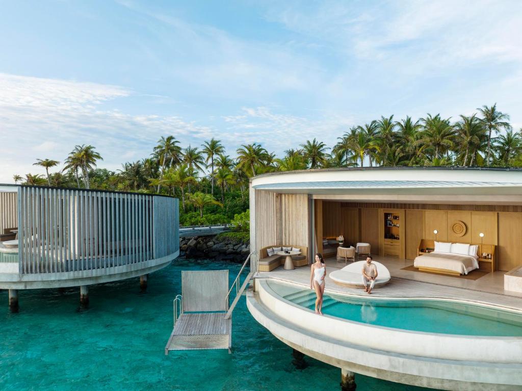 The Ritz-Carlton Maldives, Fari Islands — Swimming pool in Kaafu Atoll, Kaafu