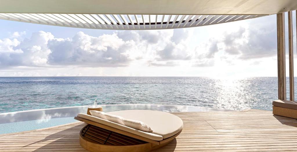 The Ritz-Carlton Maldives, Fari Islands — Beach in Kaafu Atoll, Kaafu