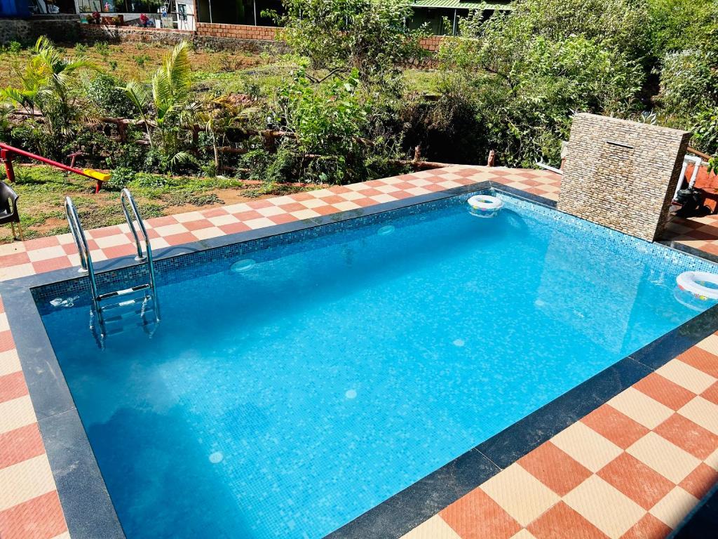 Hotel Lake Paradise photo