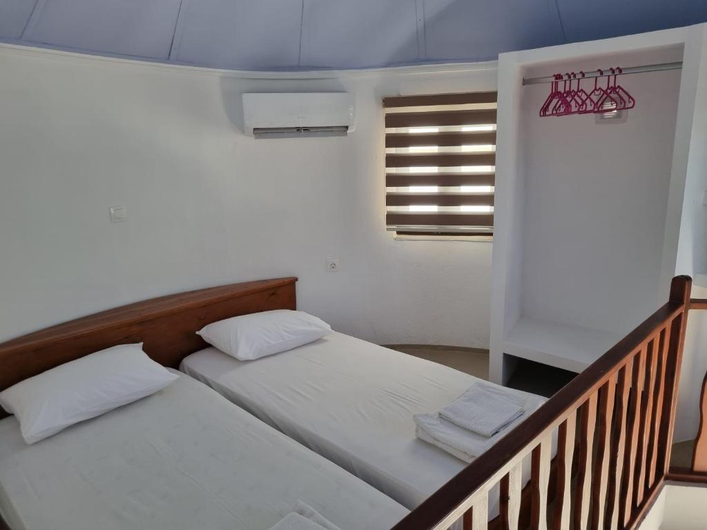 Panorama Studios — Hotel rooms in Faliraki, South Aegean