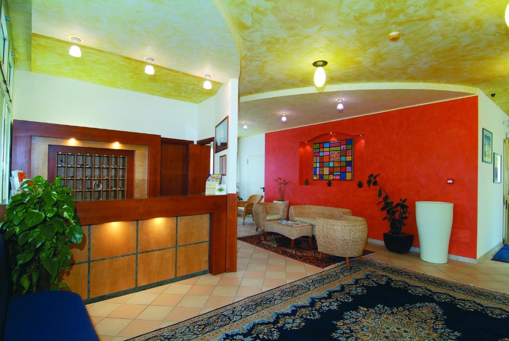 Hotel Garni Losanna photo