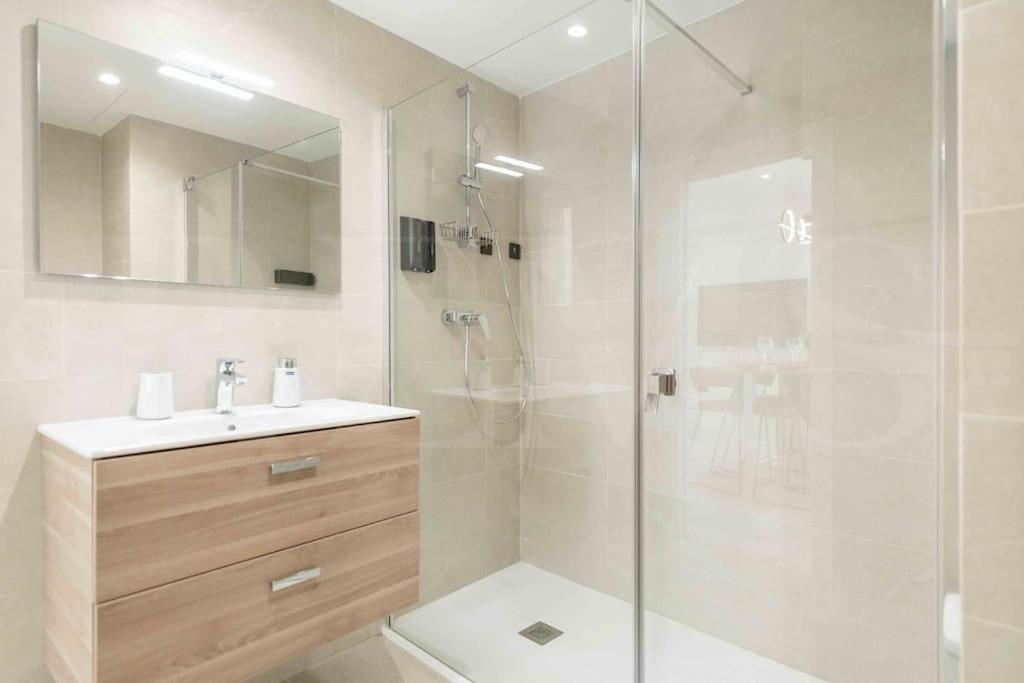 Tranquil & bright apartment with parking by REMS - 5