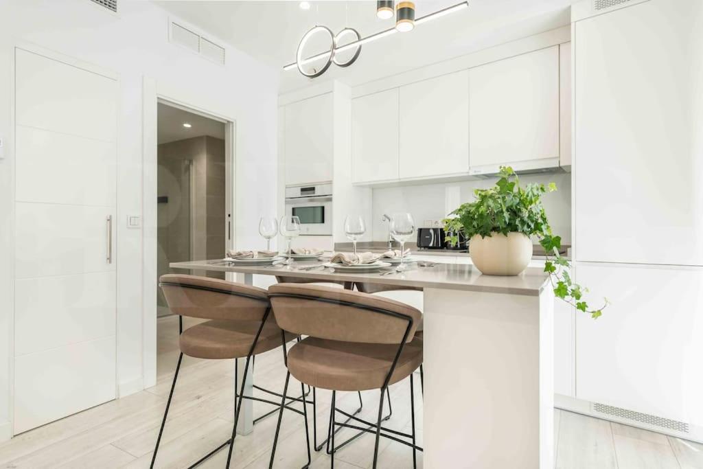 Tranquil & bright apartment with parking by REMS - 2
