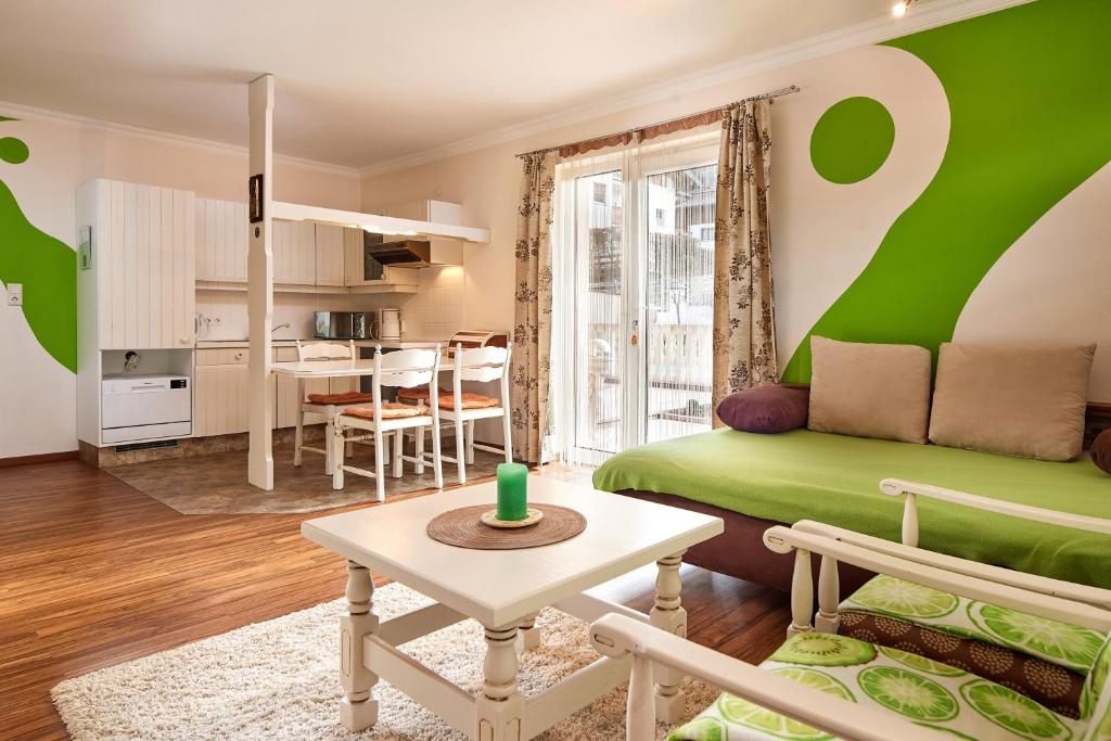 Hotel Garni Tannenhof - 5