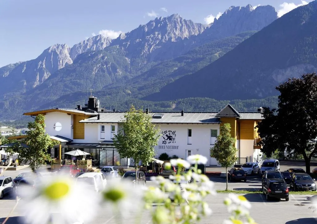 Hotel Holunderhof, hotell sihtkohas Lienz
