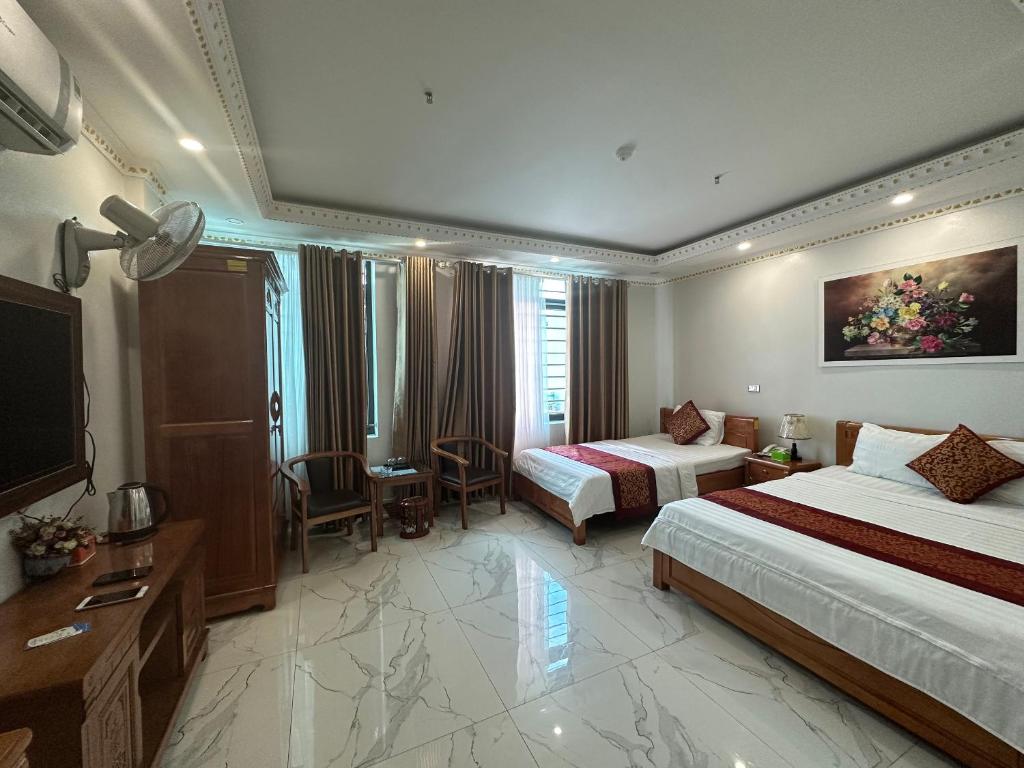 Happy Hotel, Uông Bí