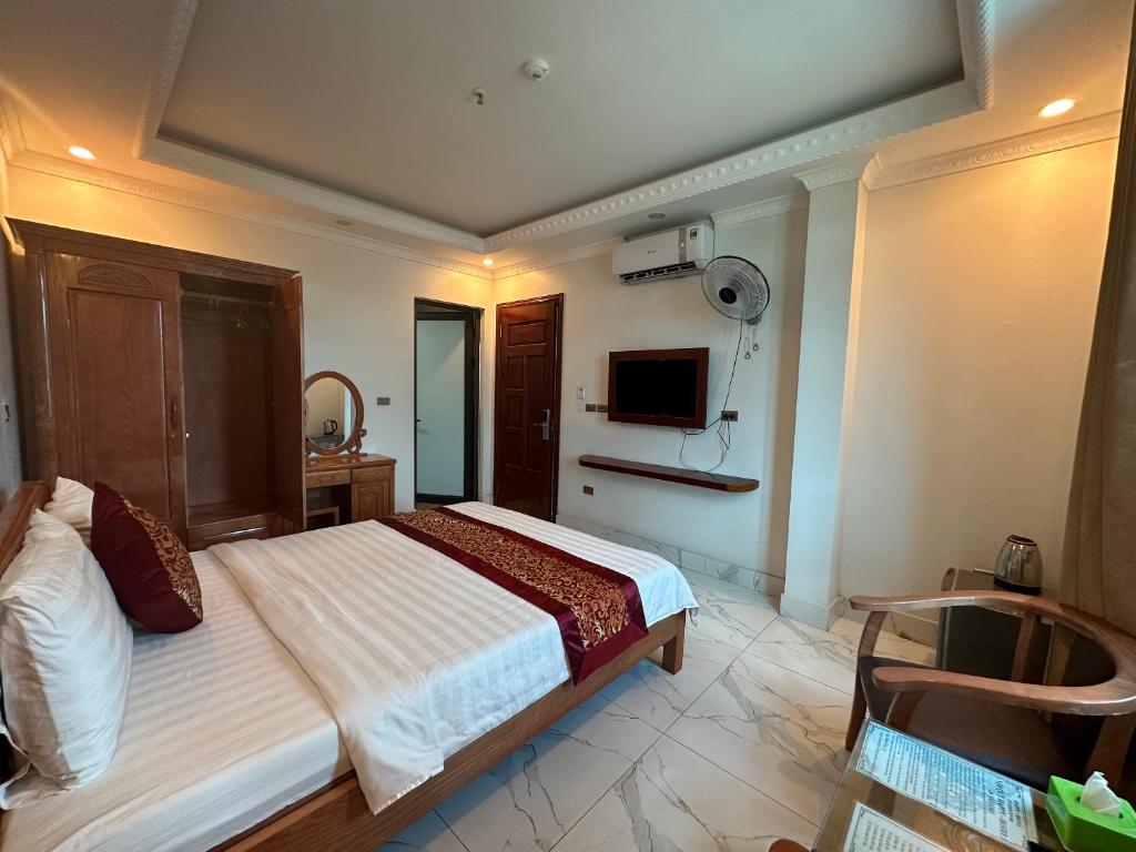 Happy Hotel, Uông Bí