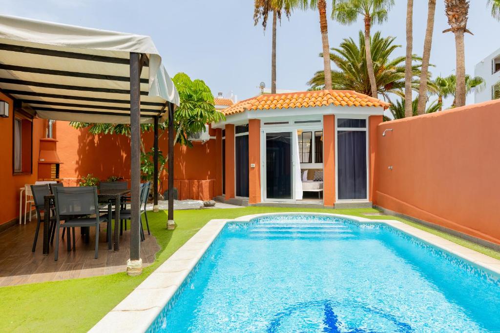 Villa with a private swimming pool Callao Salvaje - 2