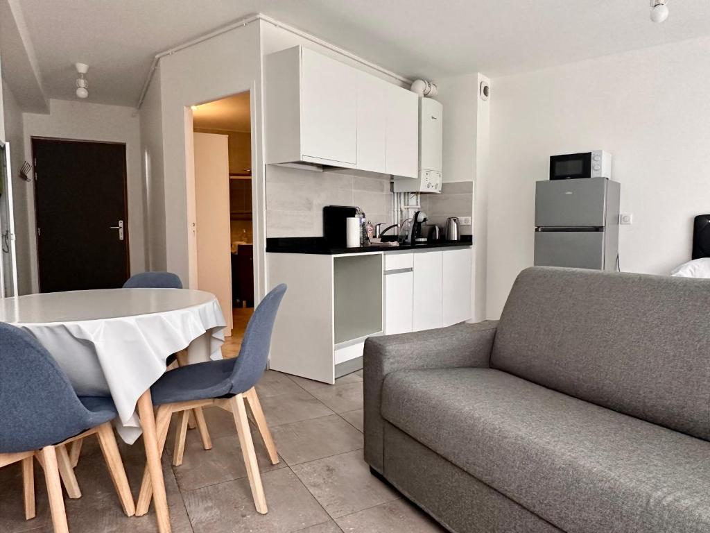 Residence 4T - 33 Avenue Gaston Chauvin, Aulnay-sous-Bois