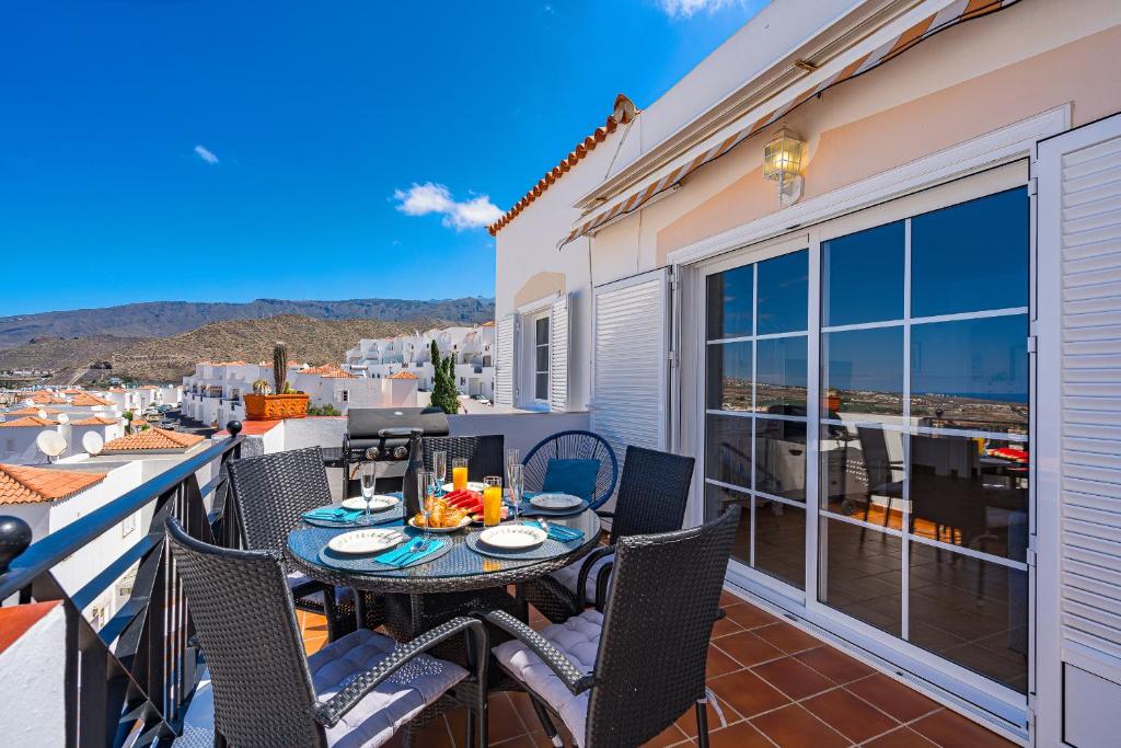 Bellarosa Sunset Ocean View in Costa Adeje with airco, garage - 3