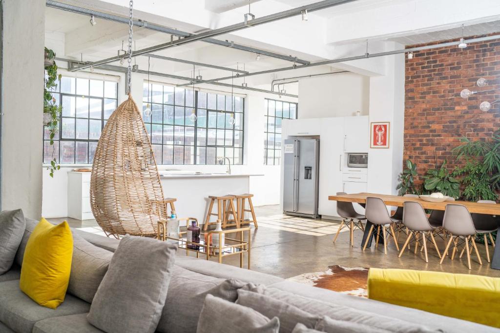 Urban Fox Penthouse by CURIOCITY — Hotel in Johannesburg