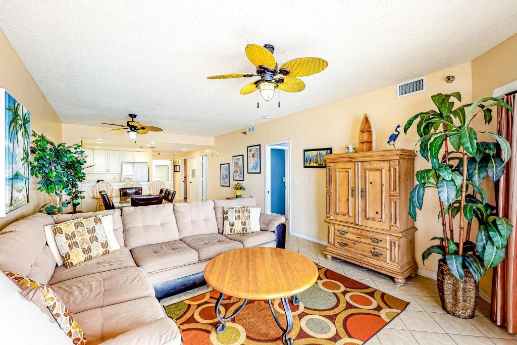 Emerald Isle 1002, Pensacola Beach