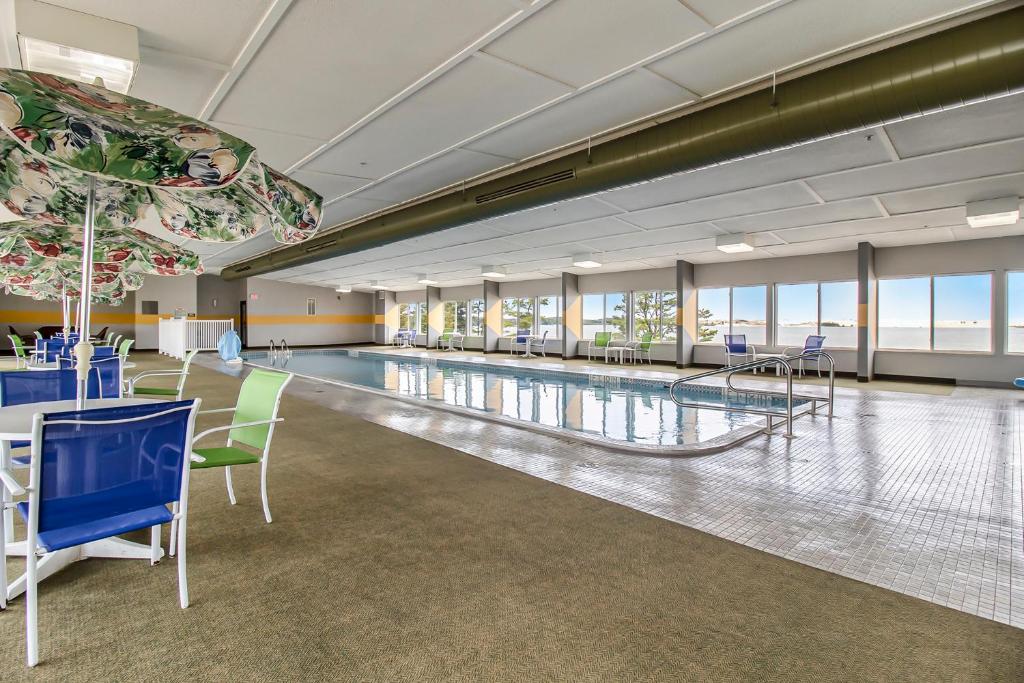 Dunes Waterfront Resort photo