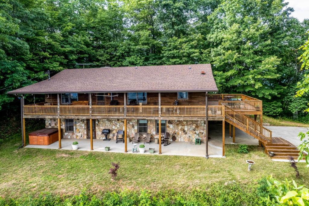 Lazy Bear Lookout, Cullowhee