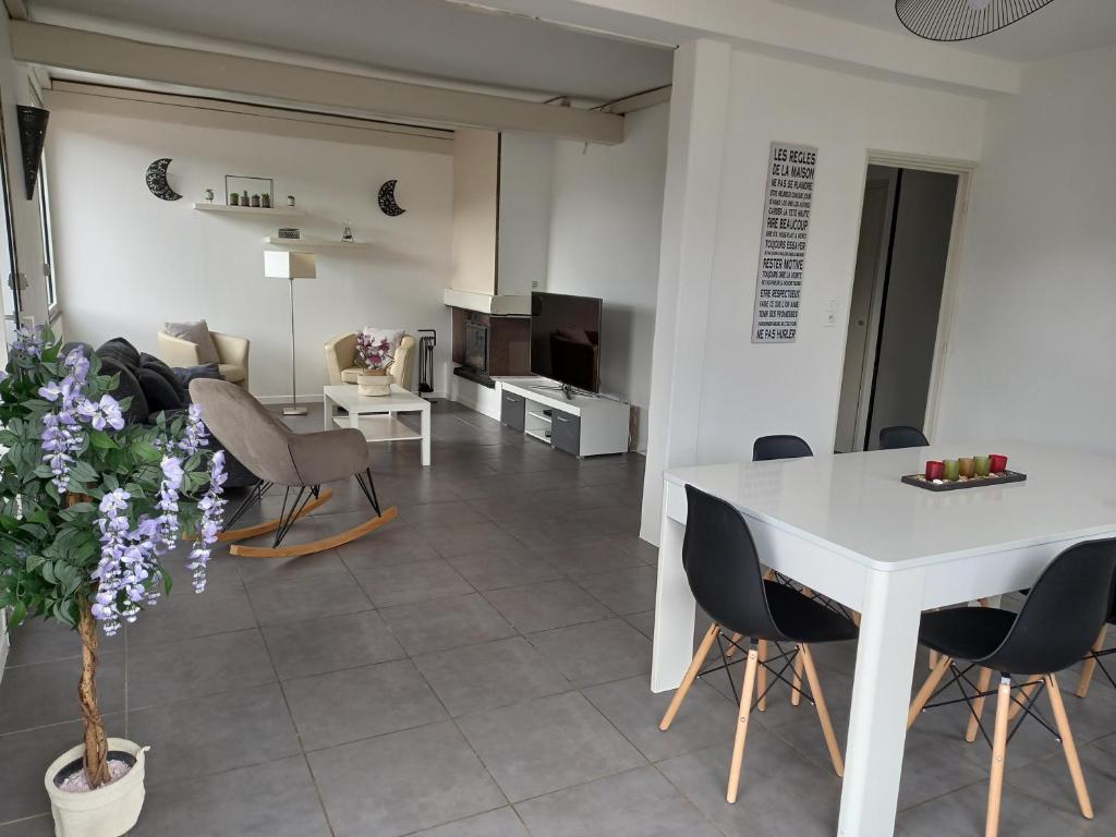Duplex 100m2 front de mer Centre plage/Port - 4