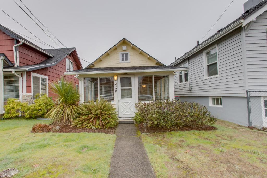 The Sunfish, Seaside