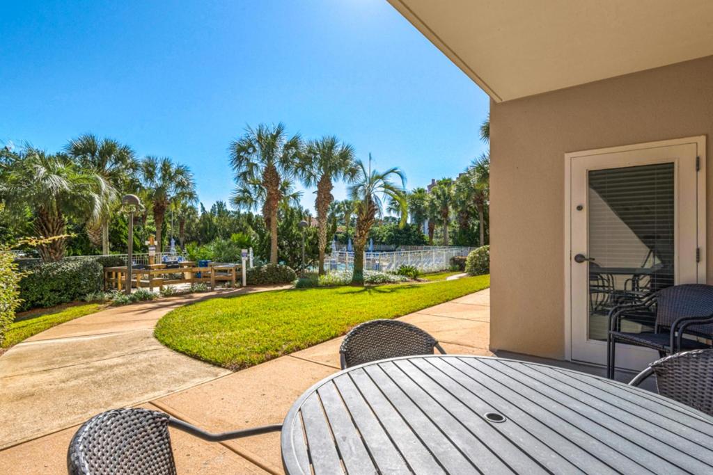 TOPS'L Summit 108 Combo, Destin