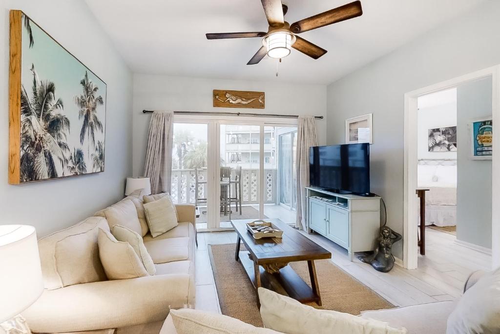 Baywatch F4, Pensacola Beach