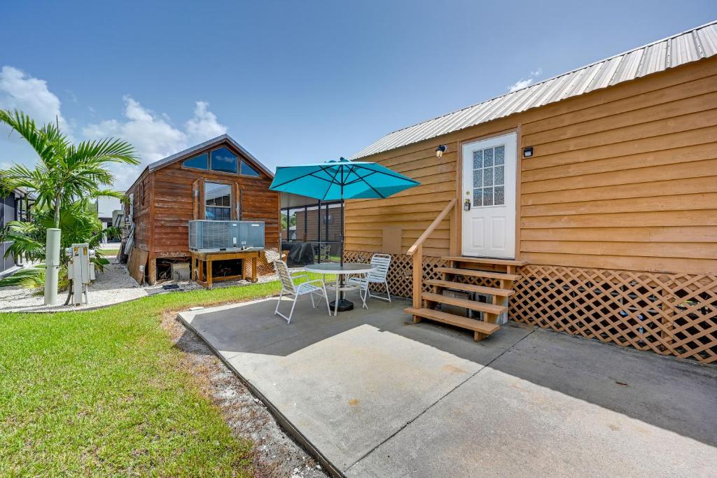 Everglades Vacation Rental Cabin - Steps to Bay photo