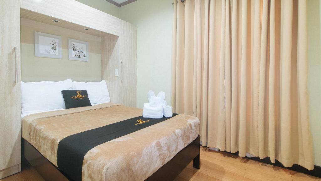 153 Silverio Suites Paranaque City, Manila