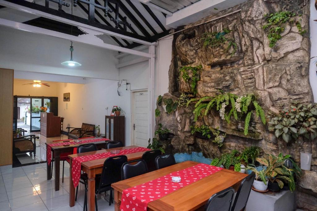 OYO 3301 ポンドック エヤン オビ (OYO Life 3301 Pondok Eyang Obi) 外観