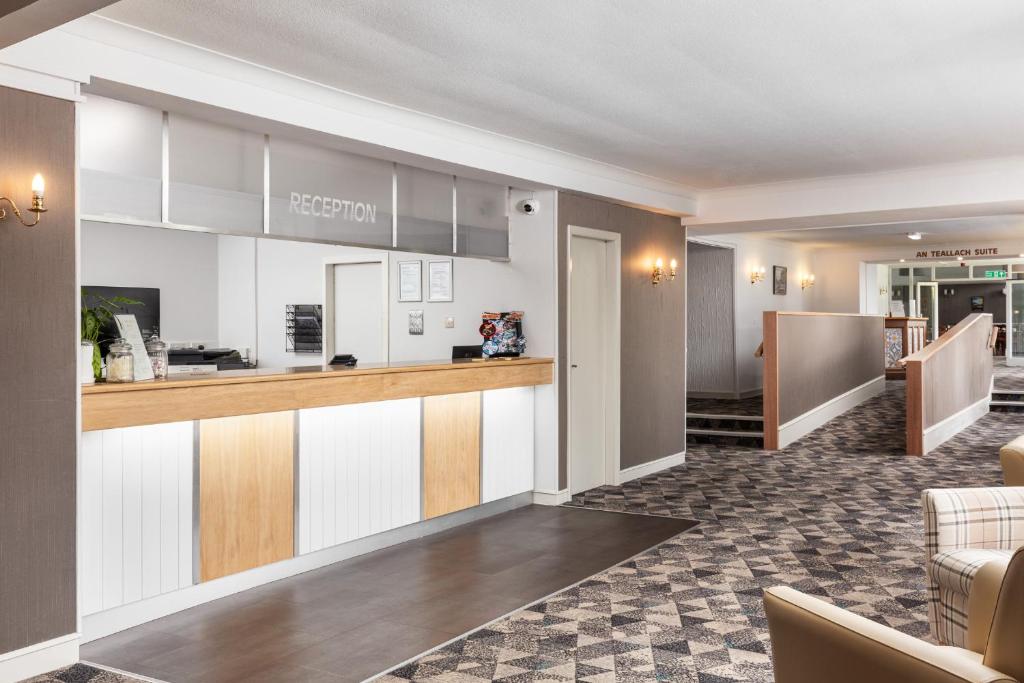 Caledonian Hotel photo