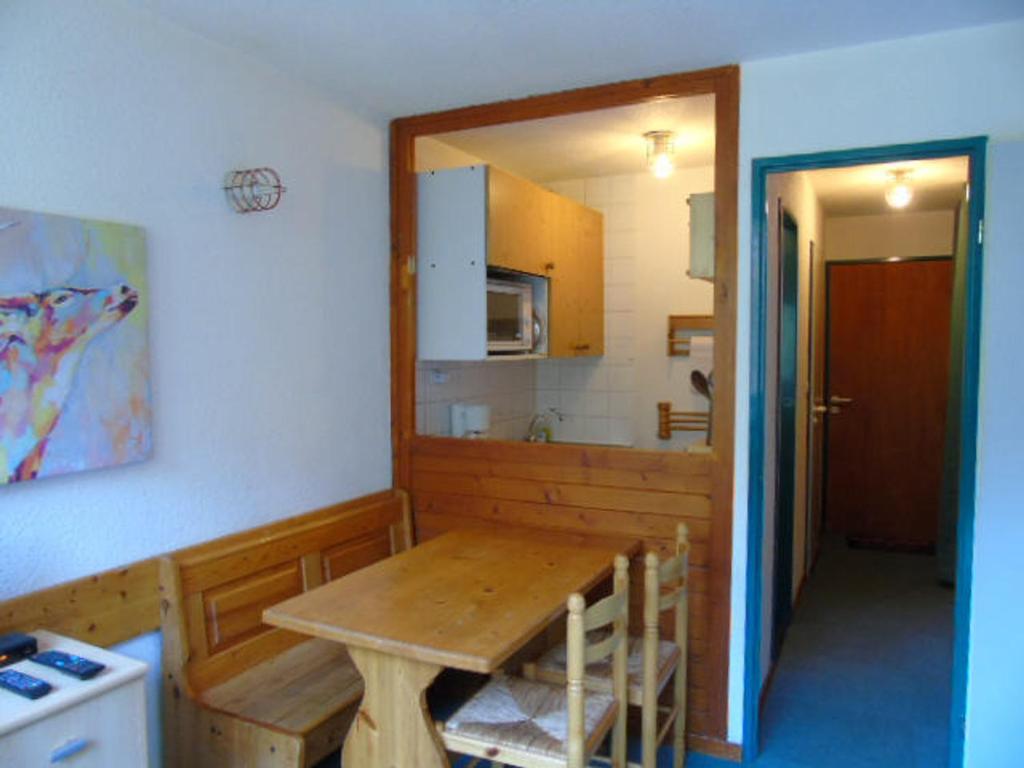 Studio cosy à Valfréjus, proche télécabine et commerces, pour 2/3 personnes, draps inclus - FR-1-561-57 - 1