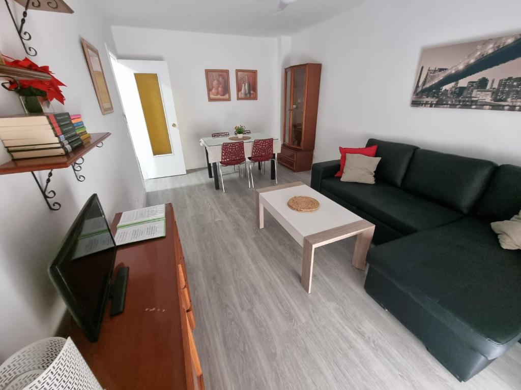 Vivienda Turística Acogedora en los Patios de San Basilio - 4