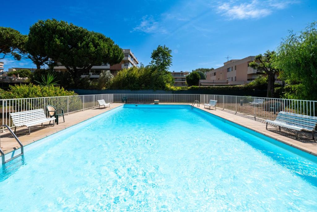 Résidence méditerranée - Beachfront - Sun and Seaview - Pool - Private Parking - 2