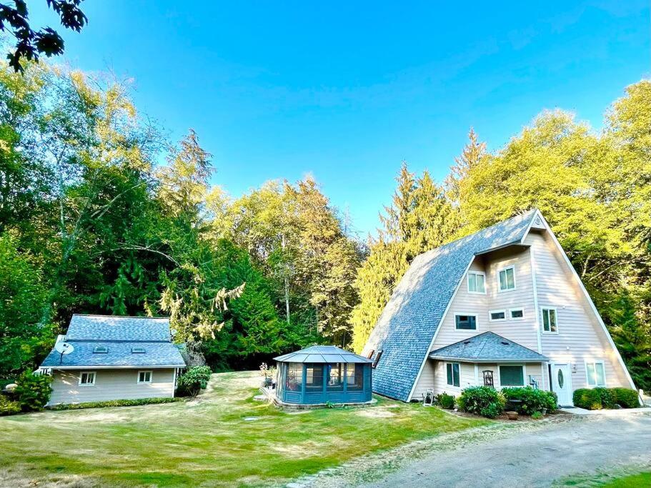 Twin Creeks Estates