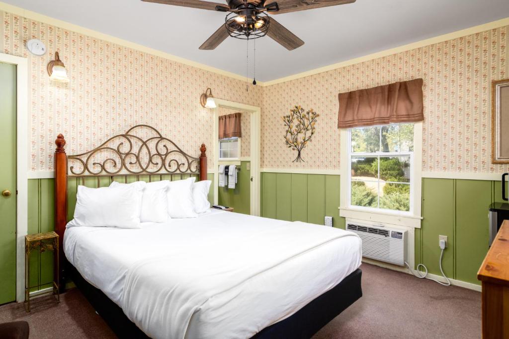 Prescott Pines Inn photo