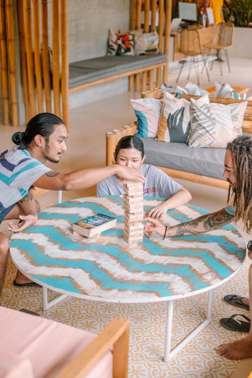 Shared lounge/TV area