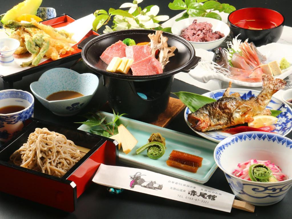 Gokayama Onsen Akaokan