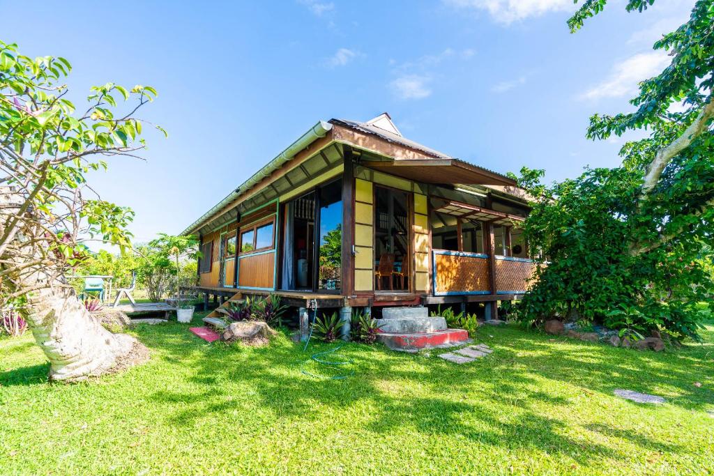 Fare Heireva Holiday House in Moorea