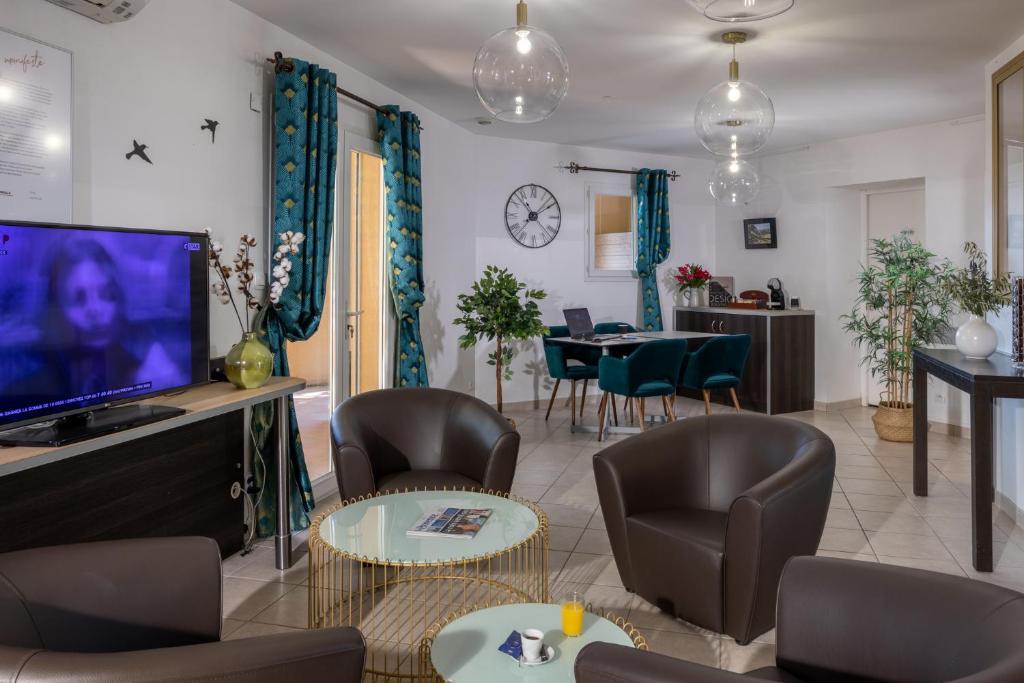 The Originals City, Hôtel Côté Sud, Marseille Est フロント・ロビー