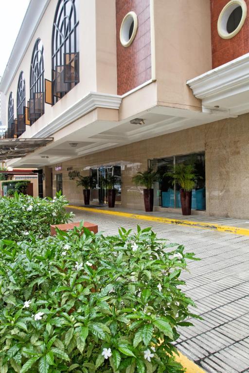 Hotel Milan Panama photo
