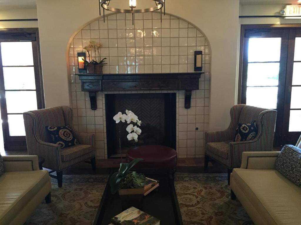 Ponte Vineyard Inn photo