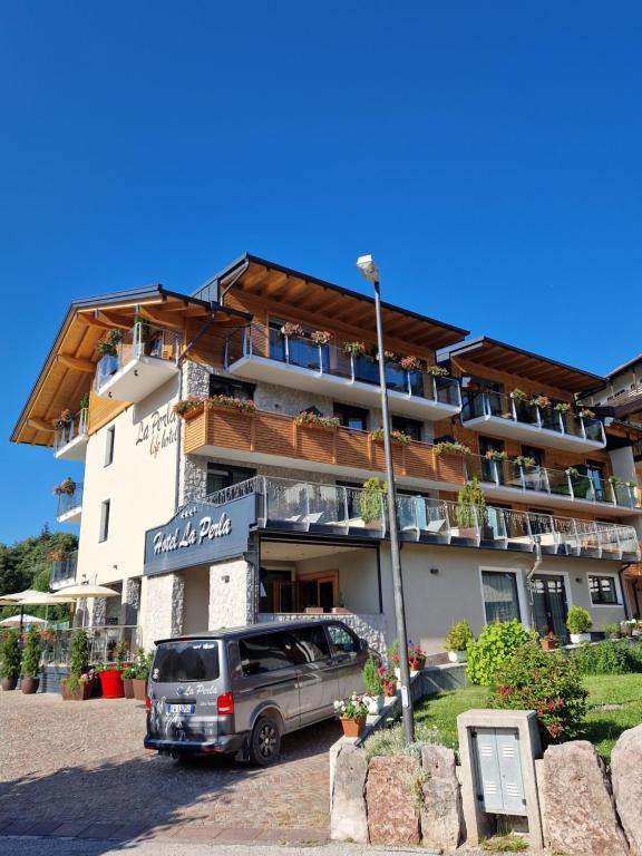 Hotel La Perla - 1