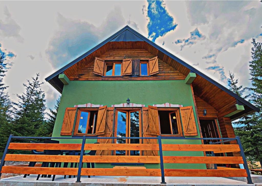 Villa Dandelion, Žabljak