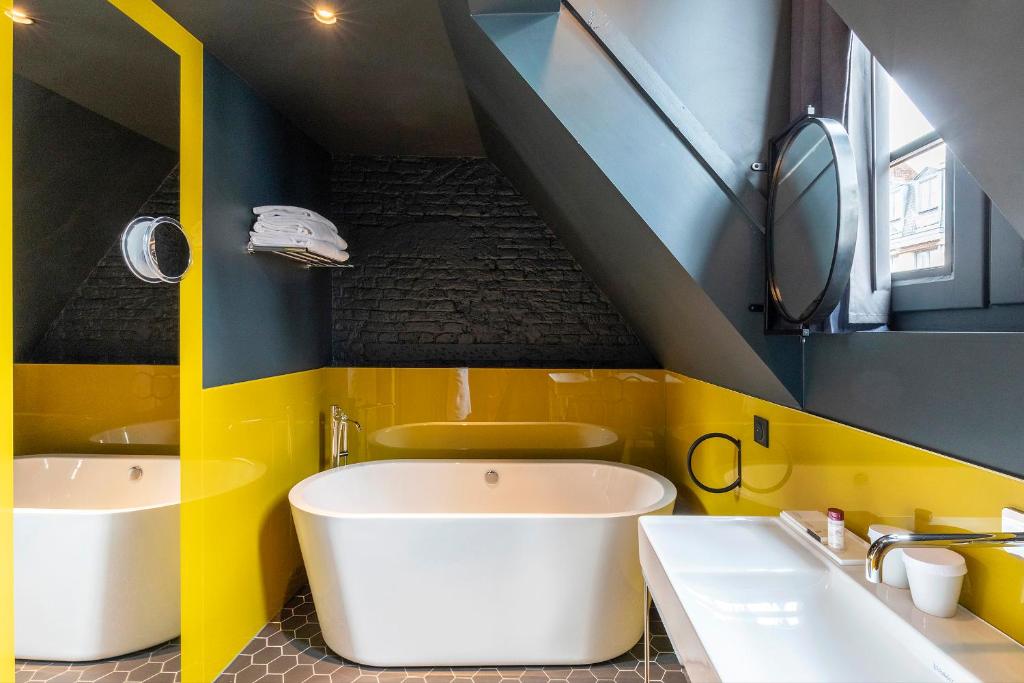 Clarance Hotel Lille photo