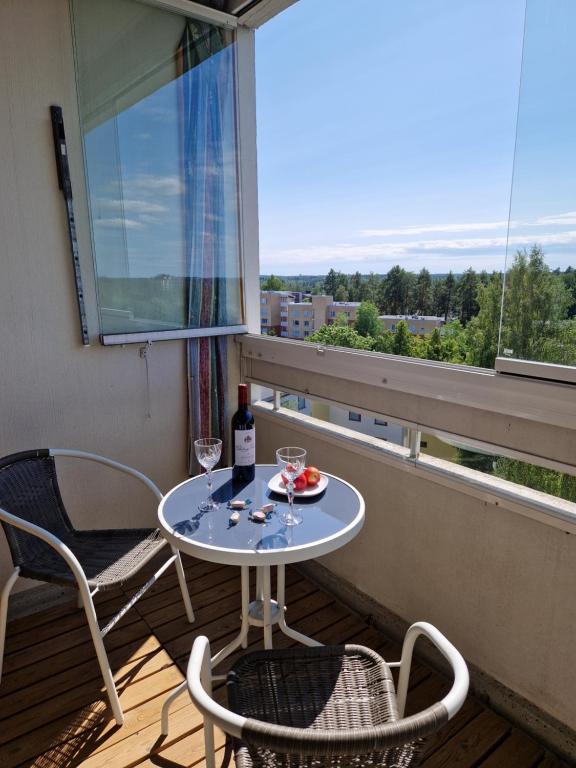 Big room with balcony in a shared apartment in the center of Kerava 3
