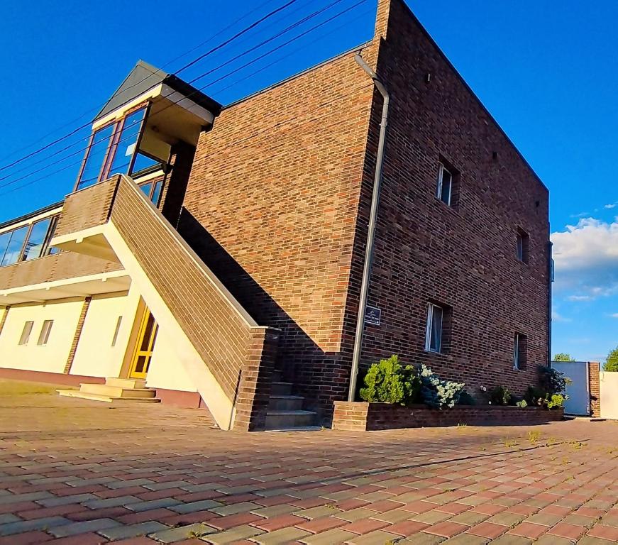 Fresh Accommodation — Hotel in Suceava