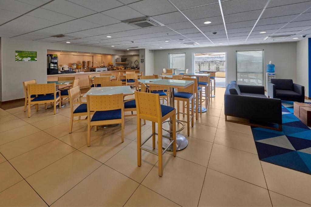 City Express by Marriott Apizaco お料理のイメージ